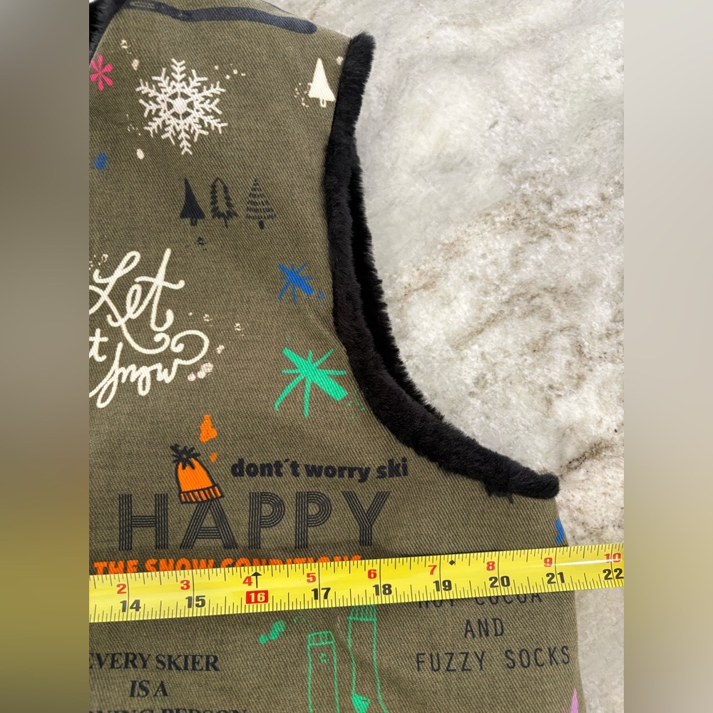 Vilagallo Naomi Apres Ski Reversible
Vest Sz L Zip Up Y2K Ski Cabincore Artsy - Picture 4 of 10